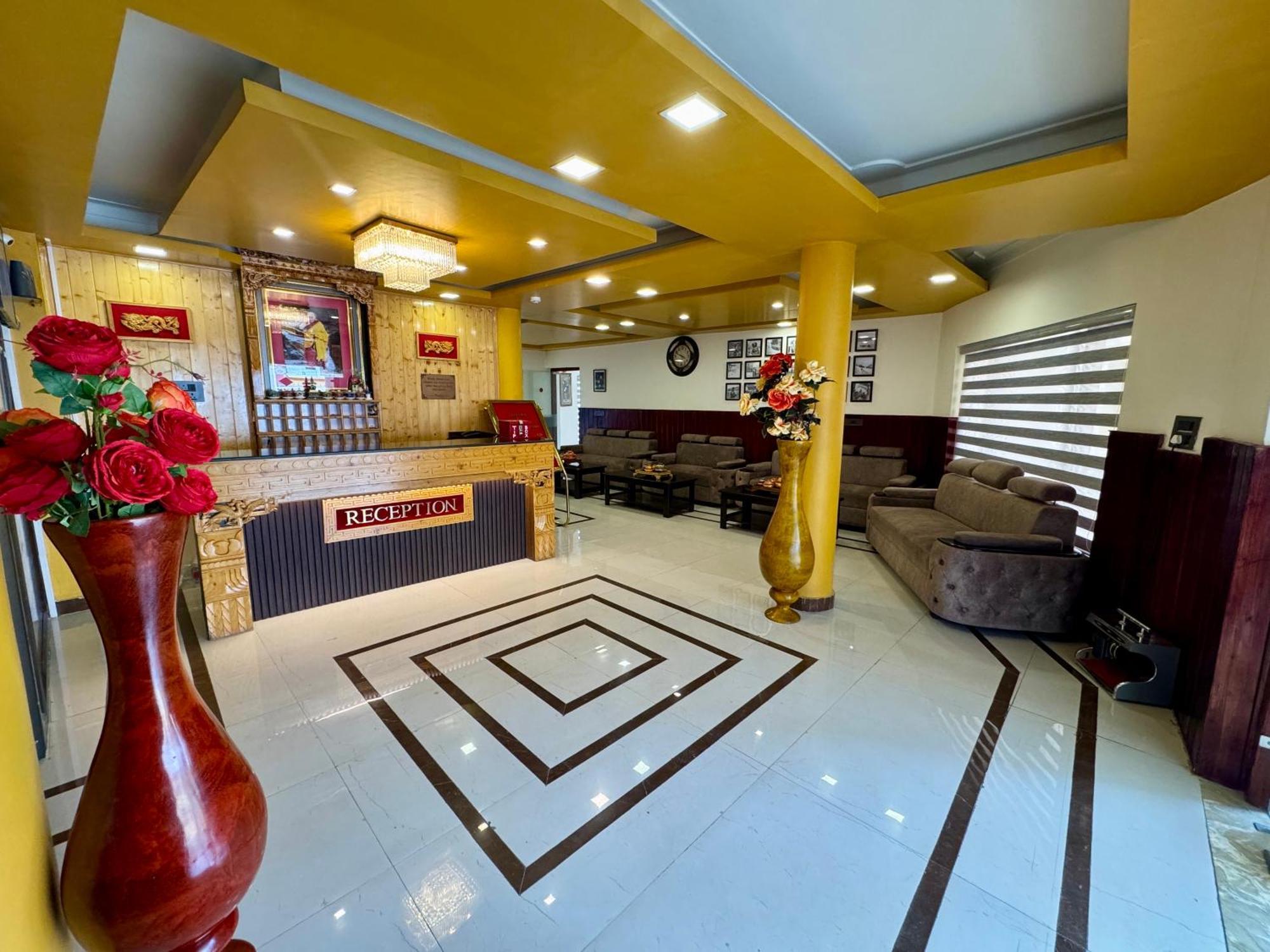 Hotel Nalanda Ladakh Лех Екстер'єр фото