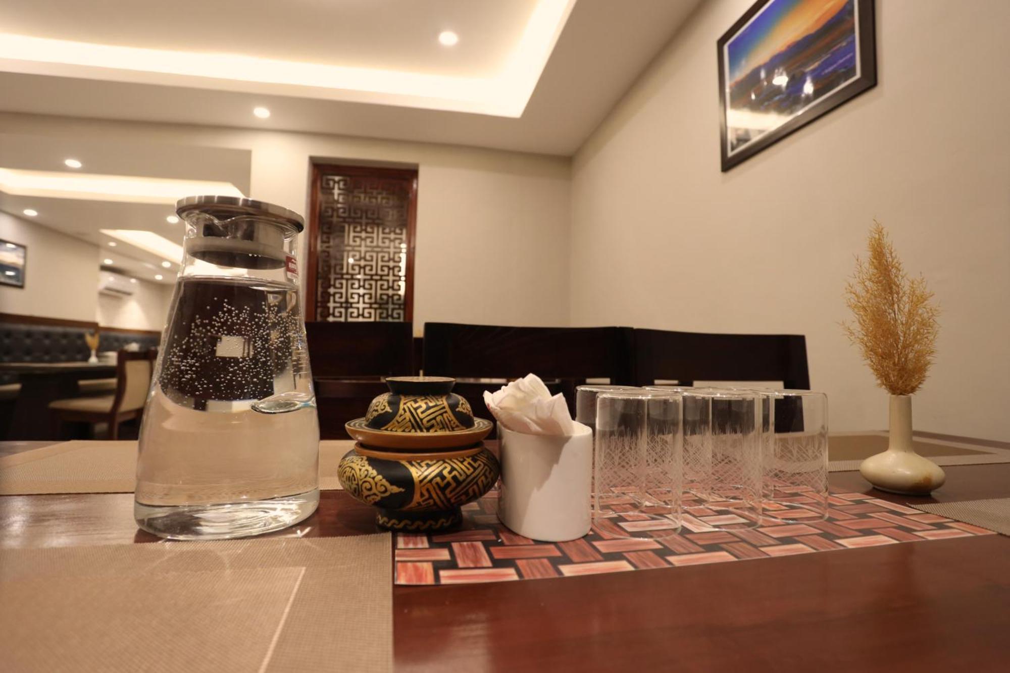 Hotel Nalanda Ladakh Лех Екстер'єр фото
