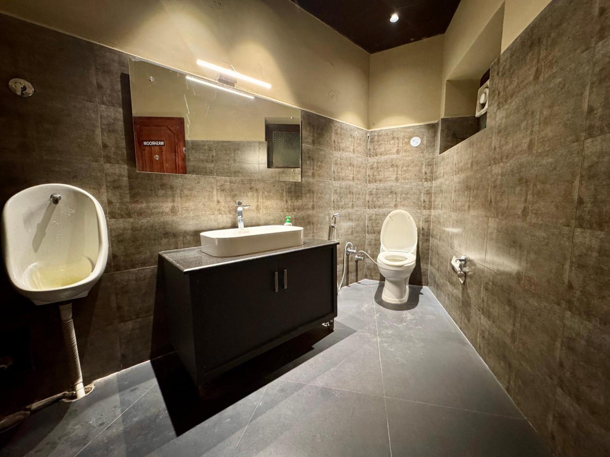 Hotel Nalanda Ladakh Лех Екстер'єр фото